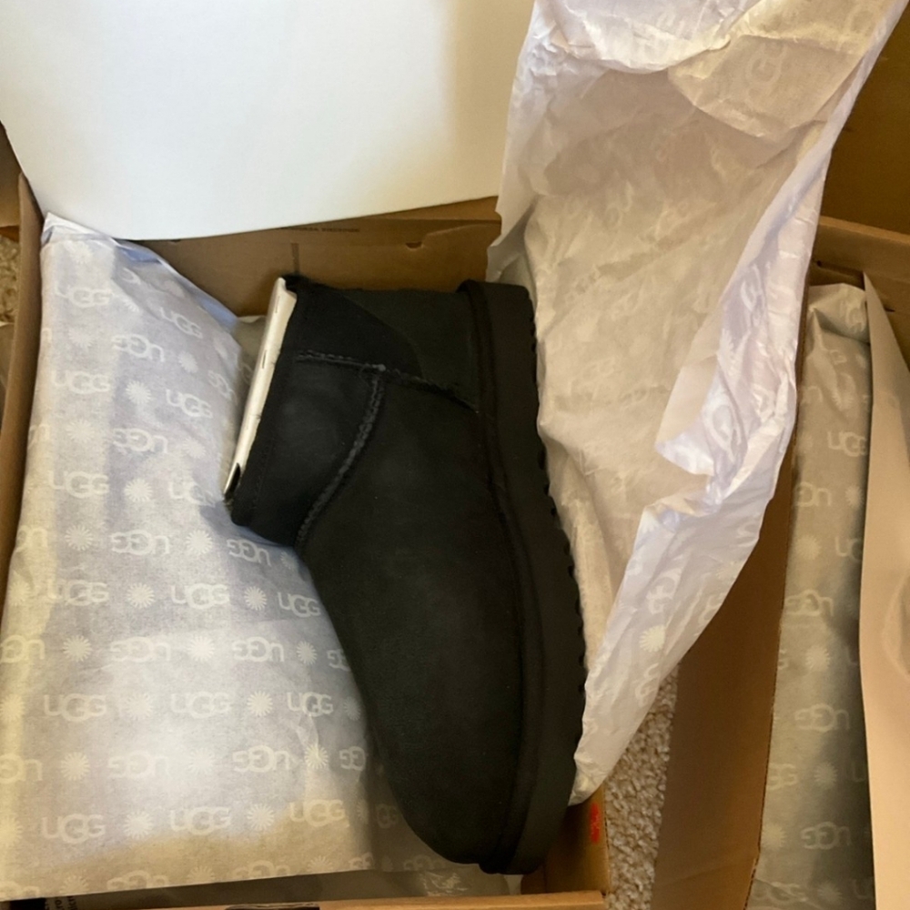 Ugg classic ultra mini boots